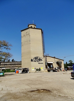 מגדל האסם בקיבוץ מזרע