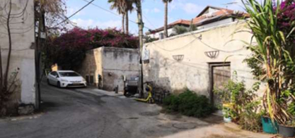 צפון עג'מי, מבנים שנותרו מסכנאת אברהים