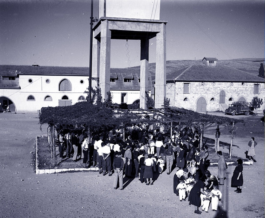 שנות ה-1940, ארכיון מרחביה